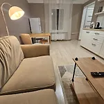 Fresh And Cosy One Separate Bedroom Lägenhet