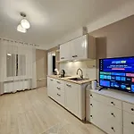 Fresh And Cosy One Separate Bedroom *