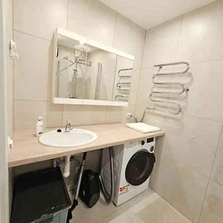 Fresh And Cosy One Separate Bedroom Апартаменти Рига