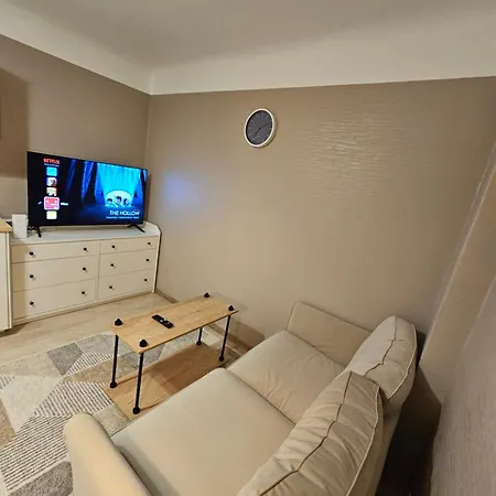 Fresh And Cosy One Separate Bedroom Apartament Ryga