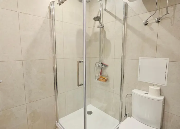 Апартаменти Fresh And Cosy One Separate Bedroom *