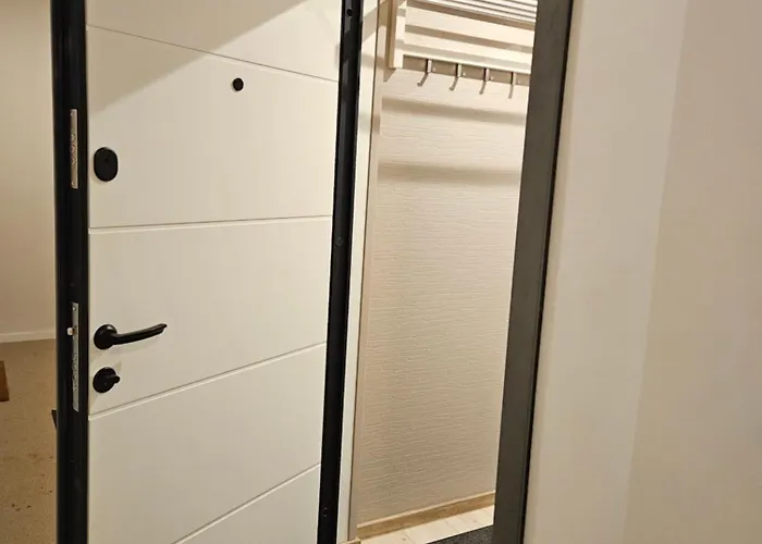 Fresh And Cosy One Separate Bedroom Apartment *